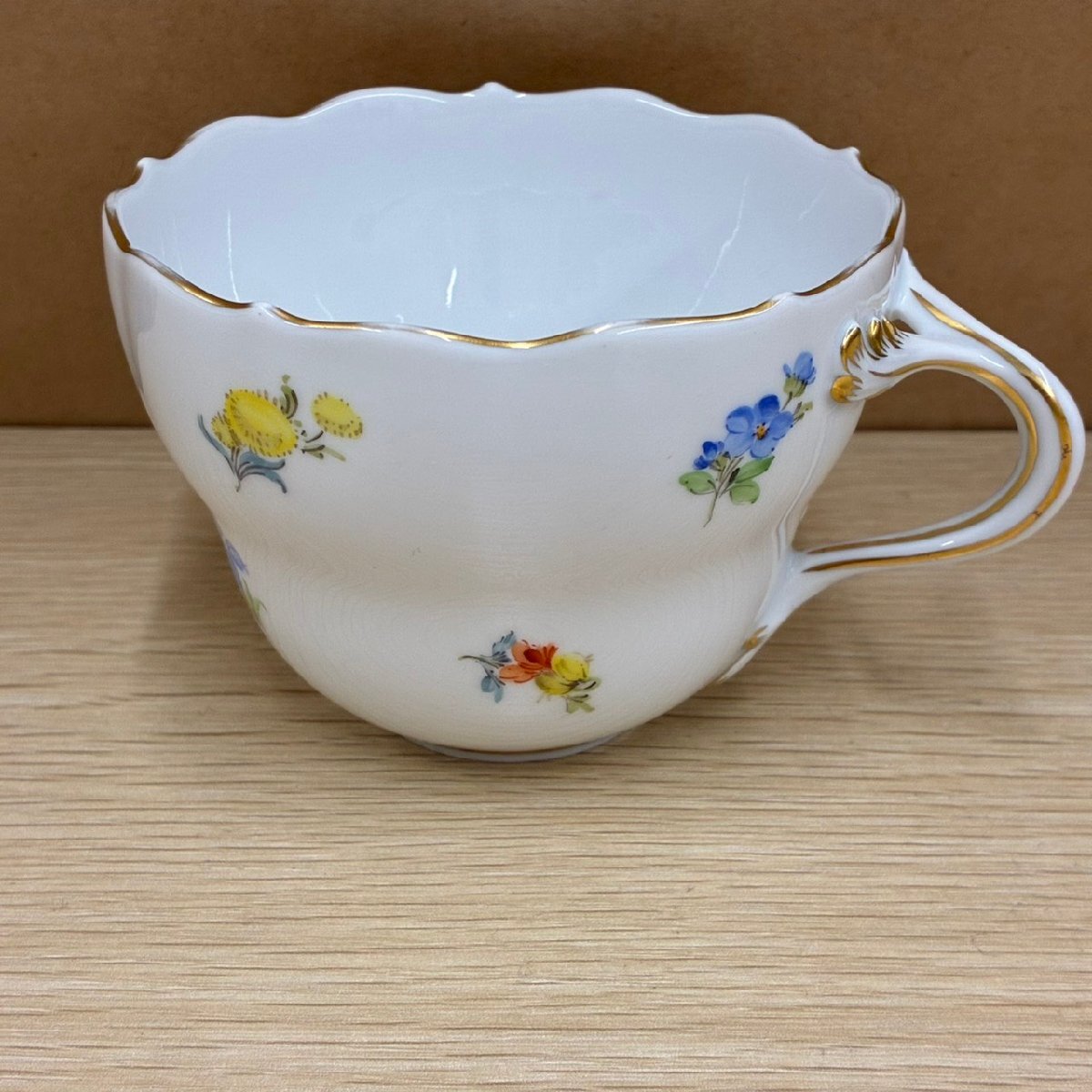 【i25110103】MEISSEN マイセン カップのみ スキャタードフラワー モカカップ カップのみ_画像1