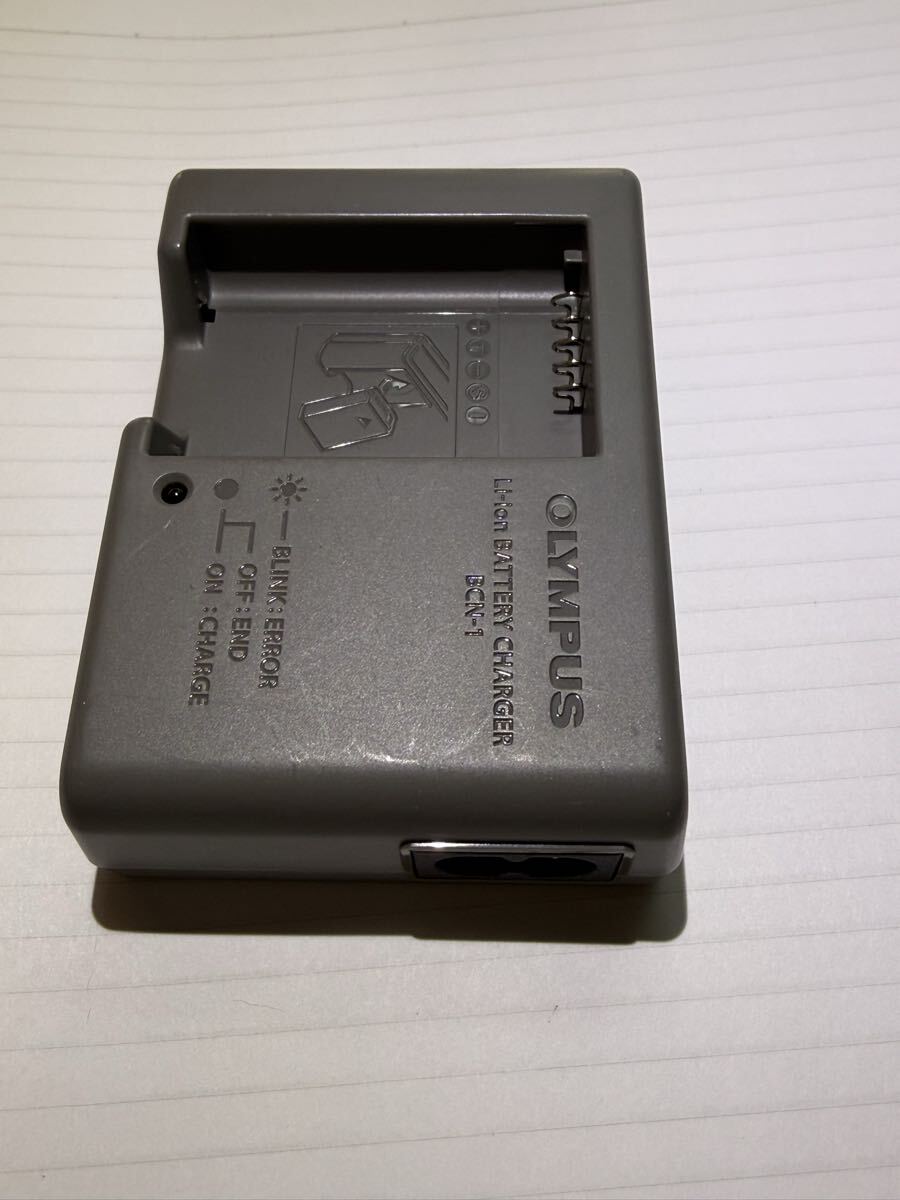 OLYMPUS 充電器 BCN-1 ケーブルなし_画像3
