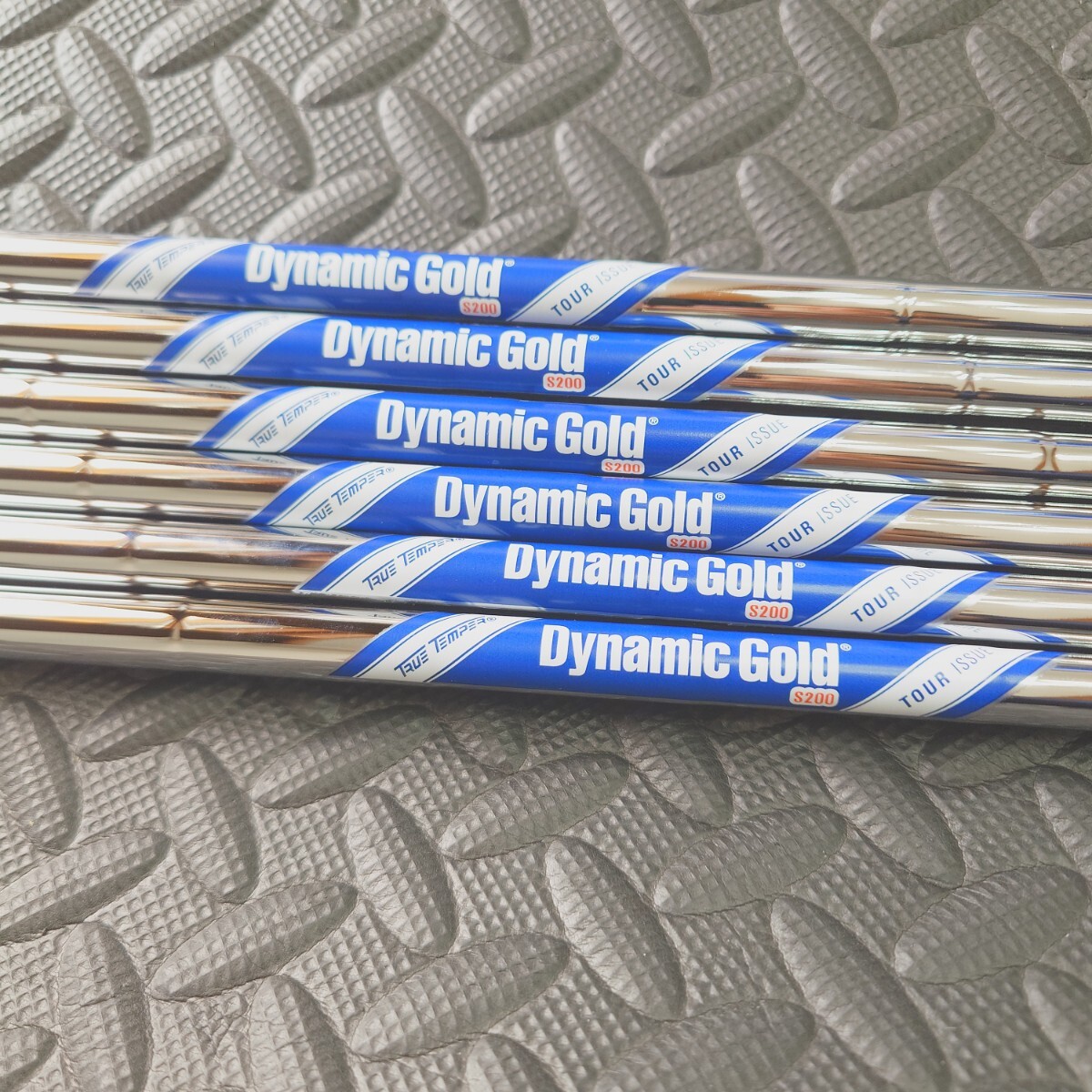 新品◆送料込◆限定ダイナミックゴールド◆ ツアーイシュー◆ Dynamic Gold TOUR ISSUE LA Blue◆S200◆#5~PW◆6本セット_画像1