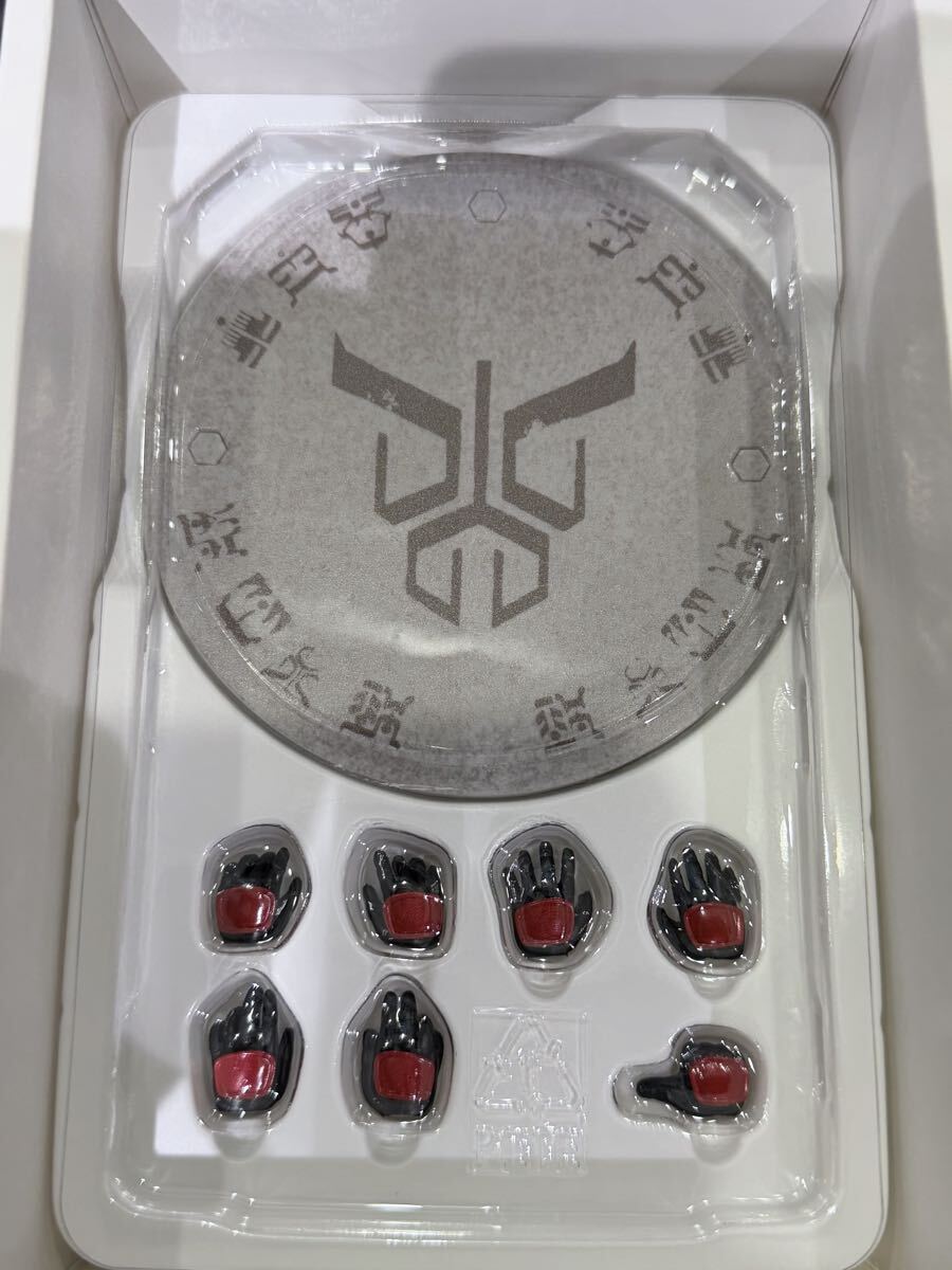 S.H.Figuarts 真骨彫製法 仮面ライダーW サイクロンスカル　開封済み_画像3