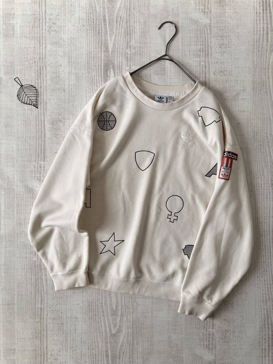 ＊adidas＊アディダス＊刺繍柄 プルオーバースウェット トップス＊(fp)_画像6