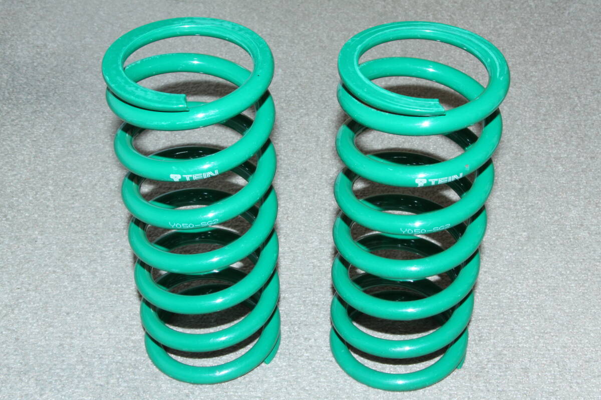 TEIN (テイン) 直巻スプリング ID70 自由長 225mm バネレート5K 中古 超音波洗浄済_画像1