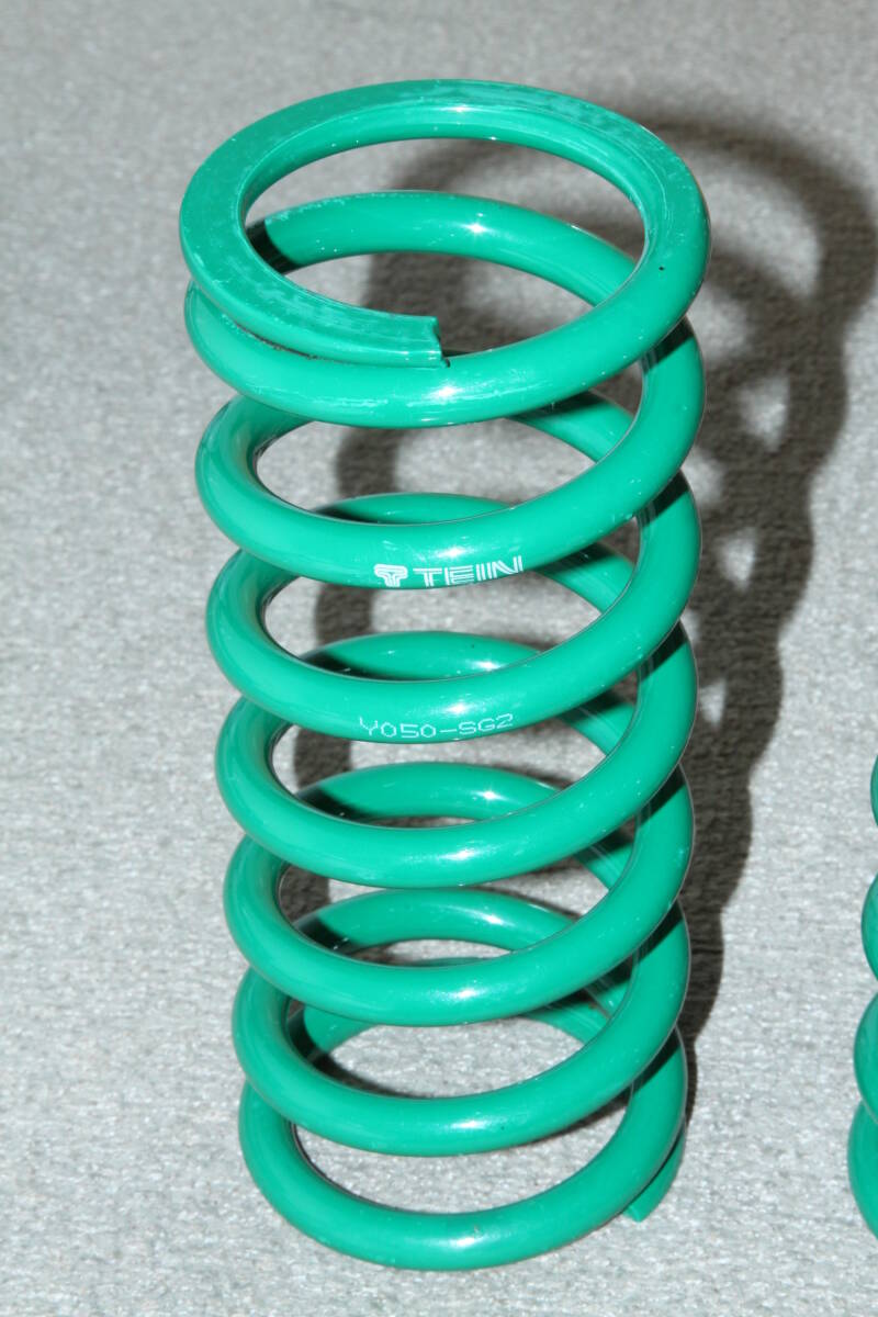 TEIN (テイン) 直巻スプリング ID70 自由長 225mm バネレート5K 中古 超音波洗浄済_画像4