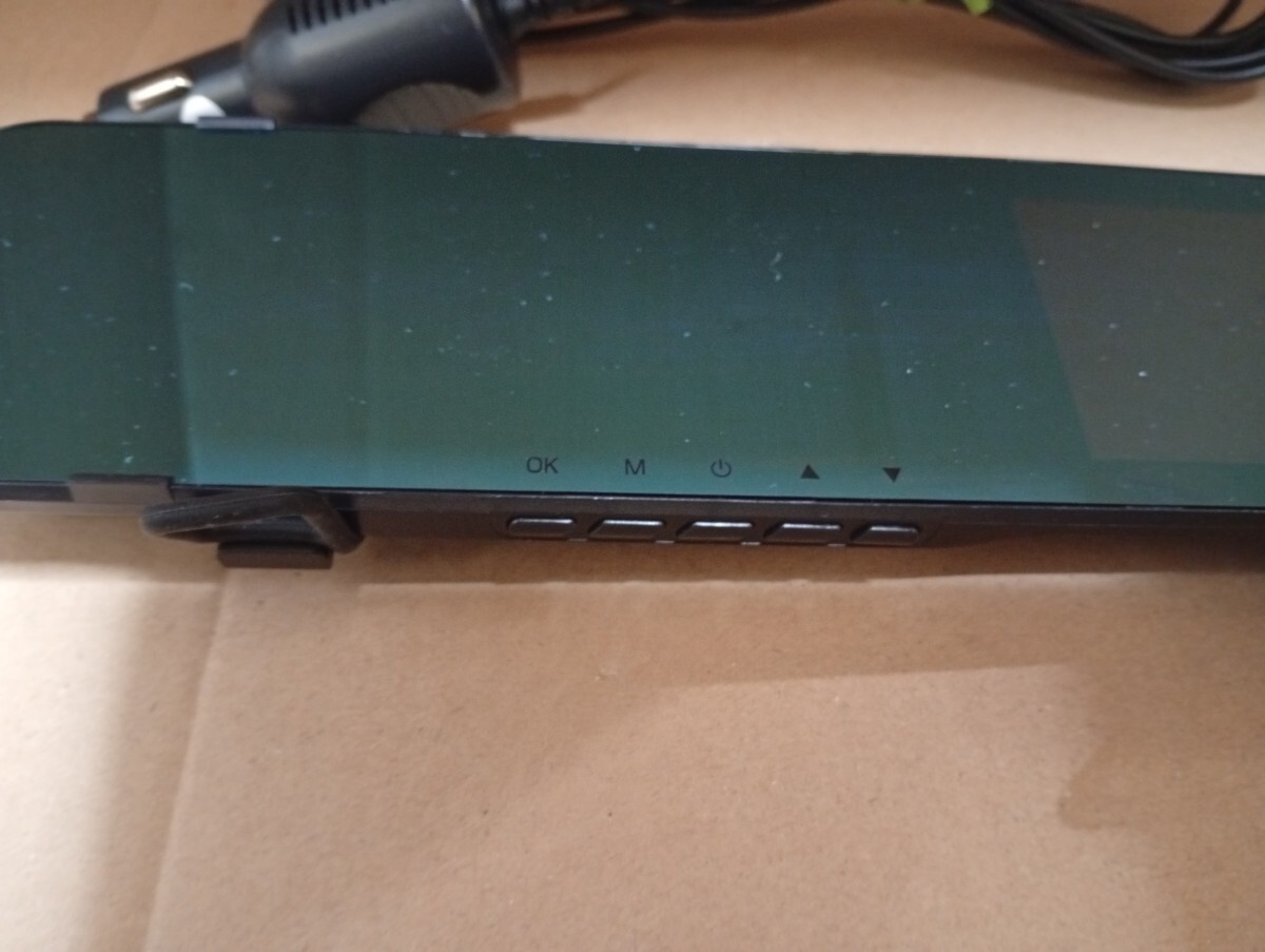 TITAN　DVR-R801　ルームミラー型　ドライブレコーダー　前カメラのみ　シガー電源タイプ　ドラレコ　中古品_画像3