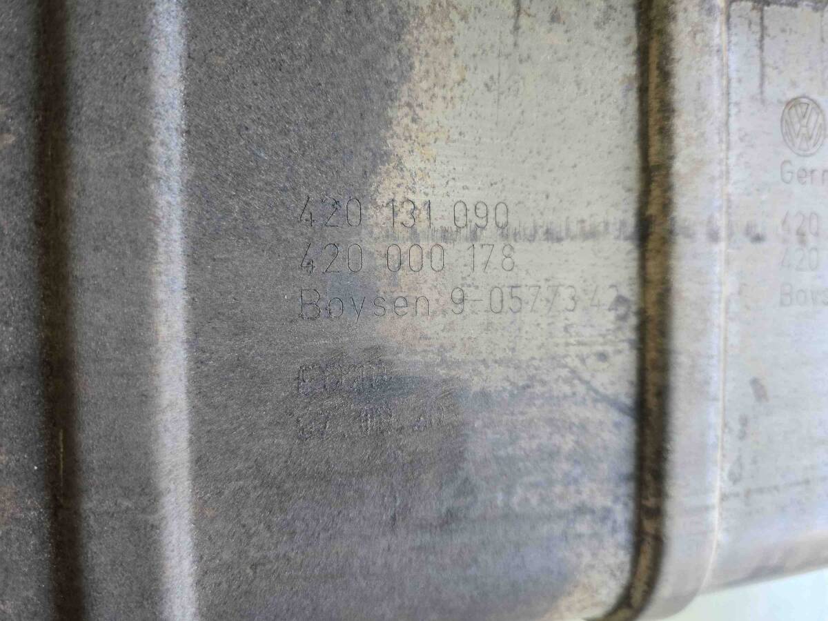 AUDI　アウディ　R8 　純正マフラー　中古_画像8