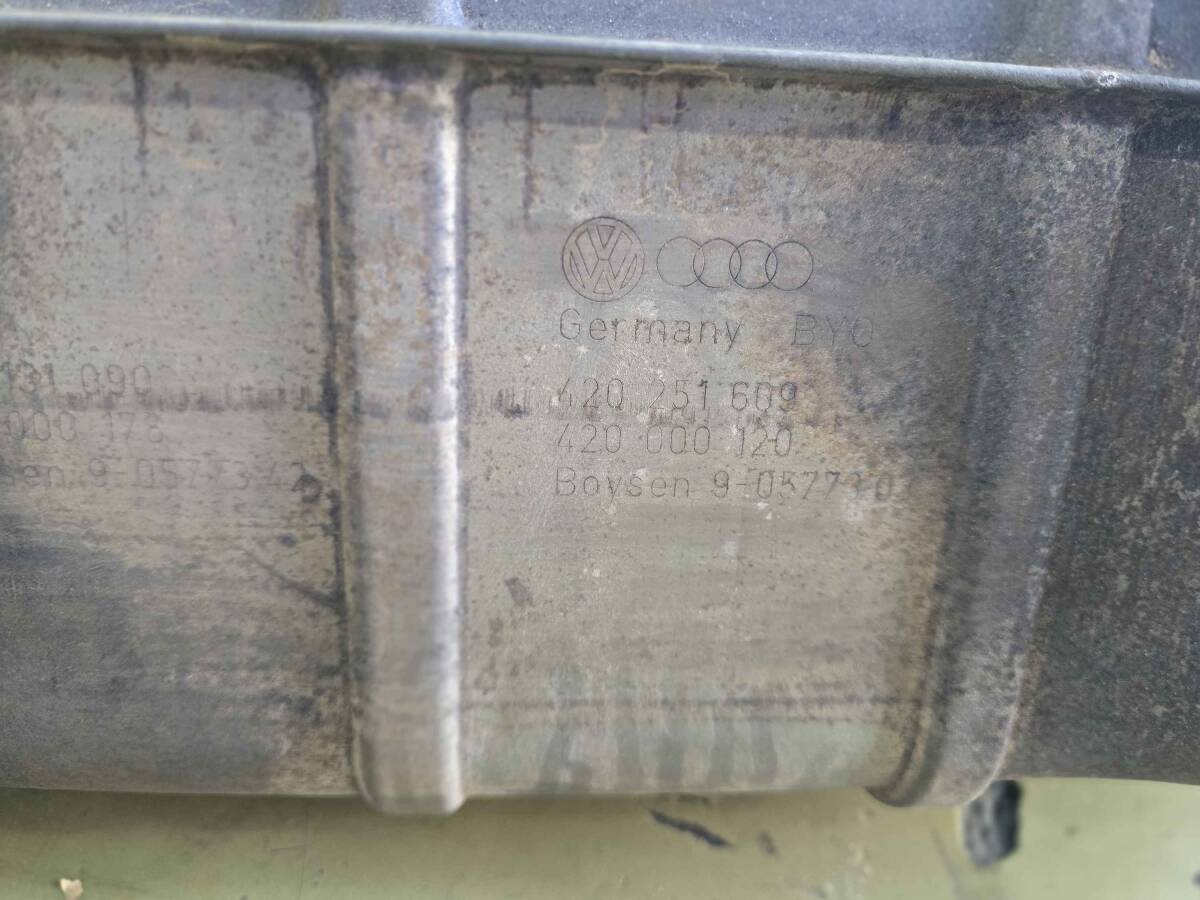 AUDI　アウディ　R8 　純正マフラー　中古_画像9