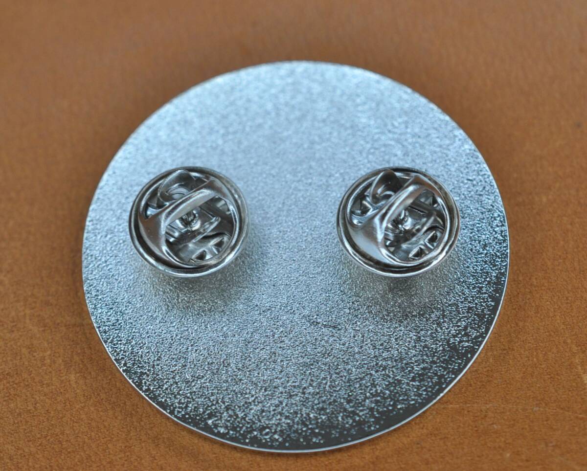 ★ Gibson ギター ロゴ バッジ ブローチ ★_画像3