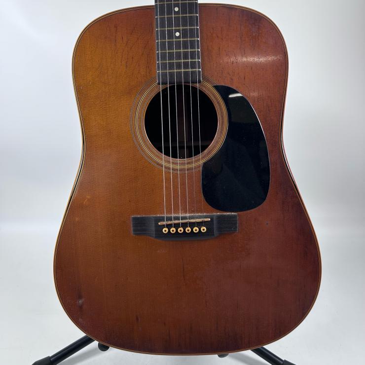  Martin Martin D-28 699110 акустическая гитара akogi с футляром Vintage корпус отходит есть [ текущее состояние товар ]