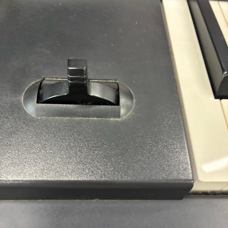 ROLAND Roland FANTOM-X8 синтезатор клавиатура 88 ключ клавиатура фортепьяно большой цвет LCD [ б/у товар ]