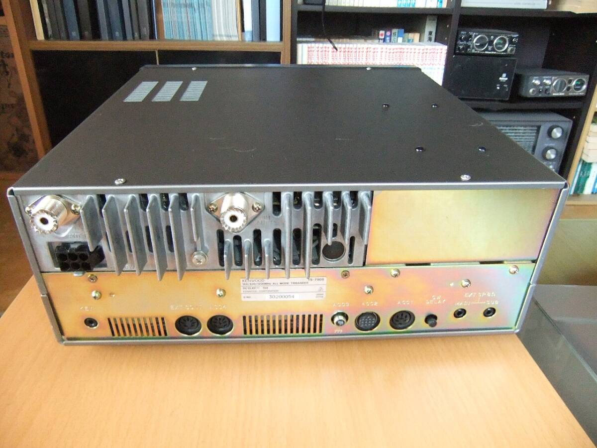  Kenwood KENWOOD 144-430MHz High Power приемопередатчик [TS-790S]