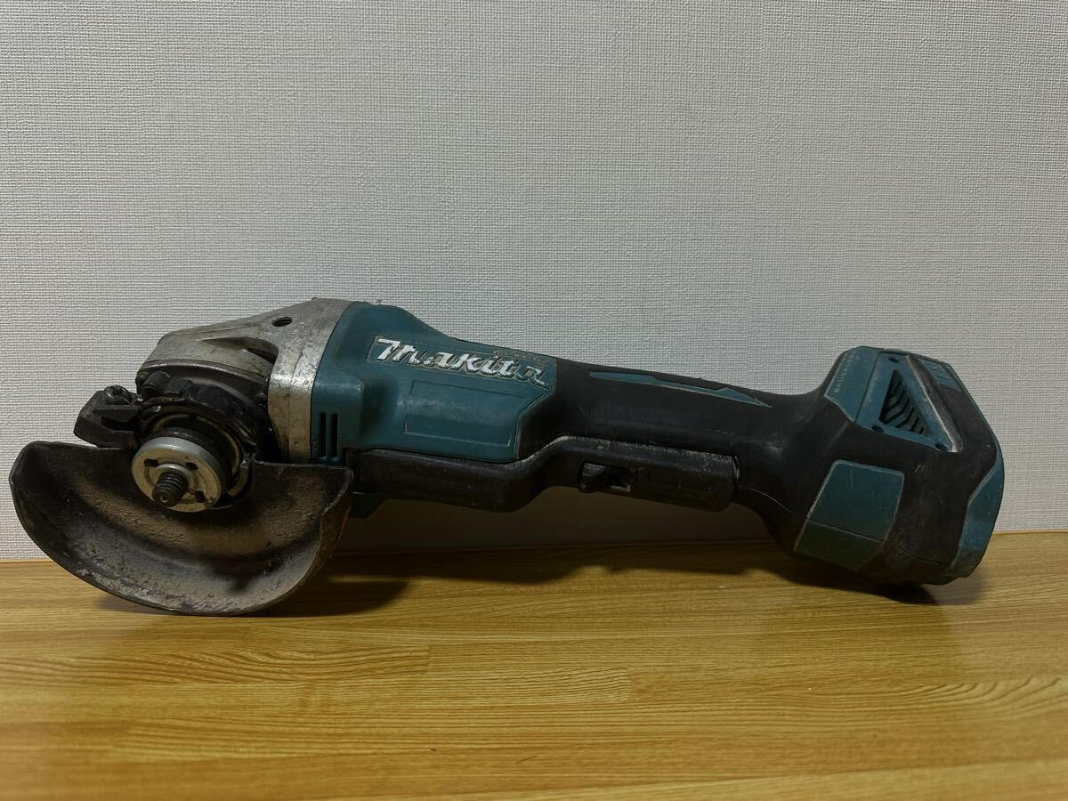 マキタ GA408D 100mmディスクグラインダ　18V 本体のみ_画像3
