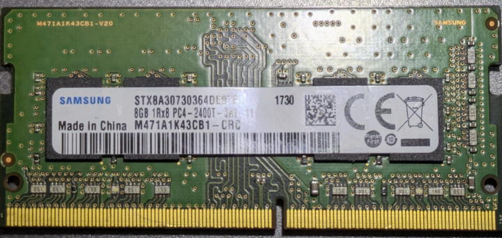 SAMSUNG ノート用メモリ 8GB DDR4 2400MHz PC4-19200 1.2V M471A1K43CB1-CRC_画像1