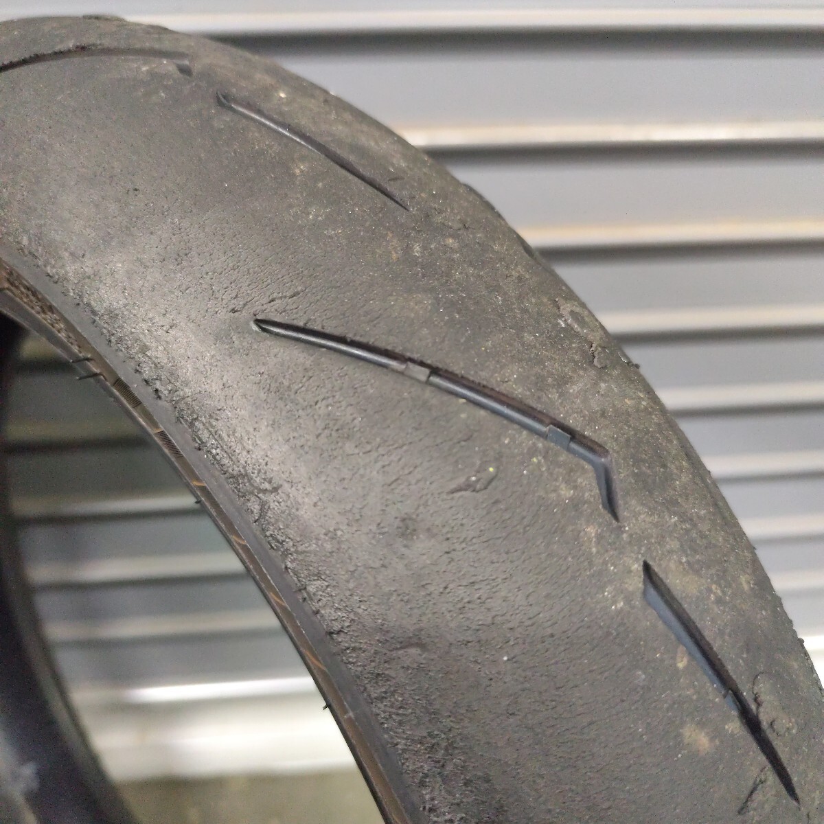 PIRELLI DIABLO SUPERCORSA V4 SC1 120/70 17 ピレリ　ディアブロ スーパーコルサ 120/70R17 ロッド№ 2723_画像2