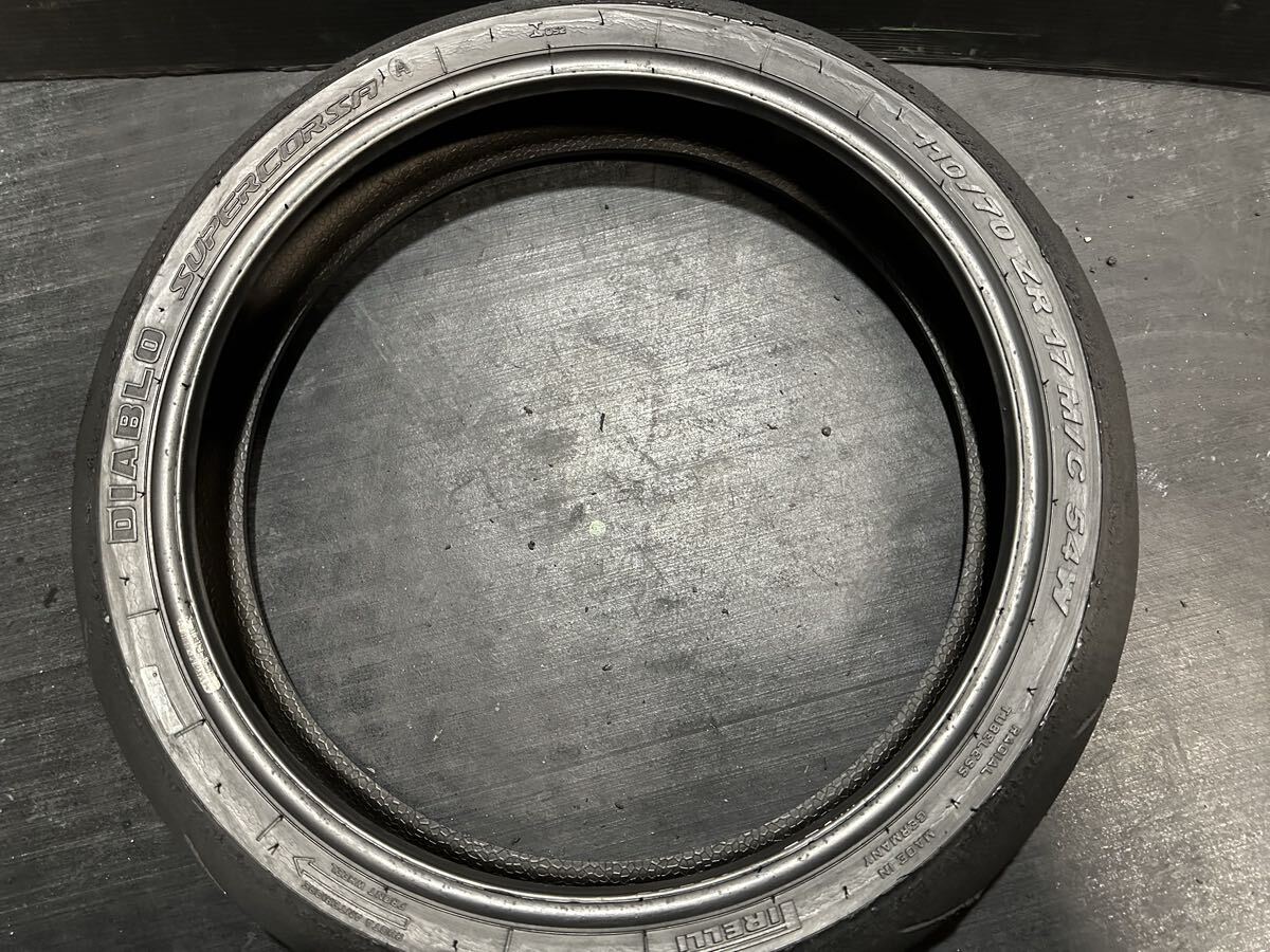 12 ピレリ ディアブロスーパーバイク 110/70ZR17 140/70ZR17 ラップ巻室内保管 カットスリック 150/60 スーパーコルサ KR410 13SP_画像5