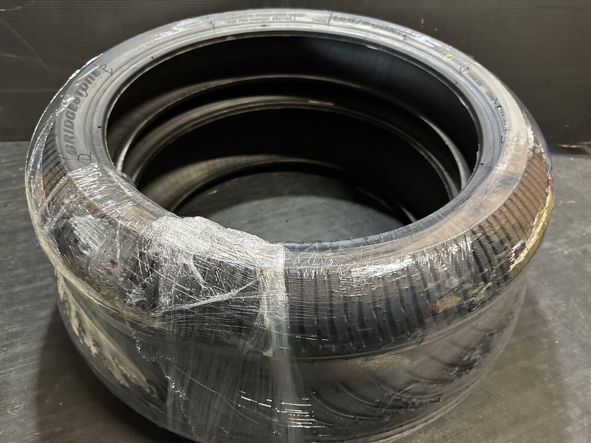 4 バリ山　BS レインタイヤ W01 120/600R17 190/650R17 ラップ巻室内保管 120/70 190/55 200/60 R11 Q5 スーパーコルサ_画像7