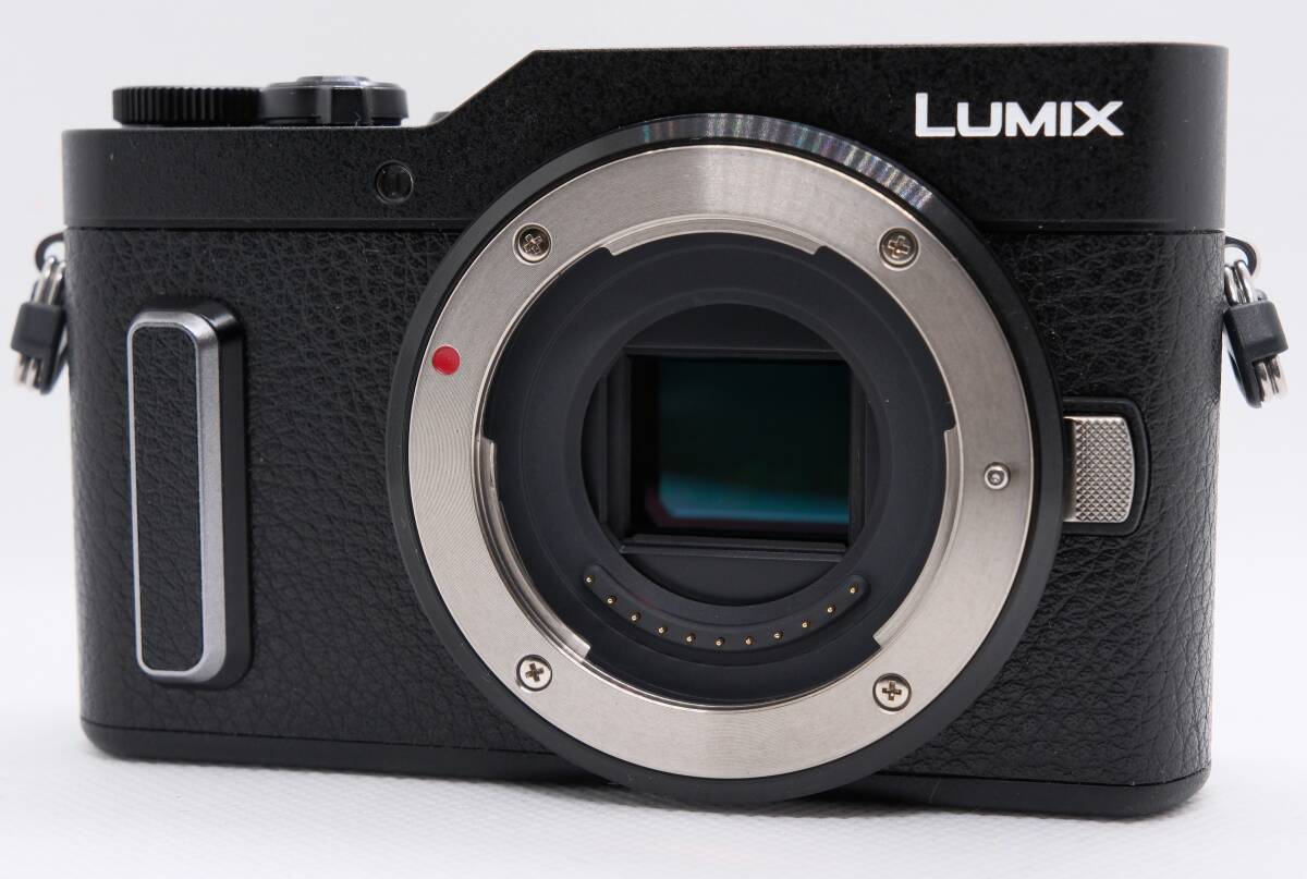 Panasonic LUMIX DC-GF10 ブラック & LUMIX G VARIO 12-32mm/F3.5-5.6 レンズ訳あり_画像2