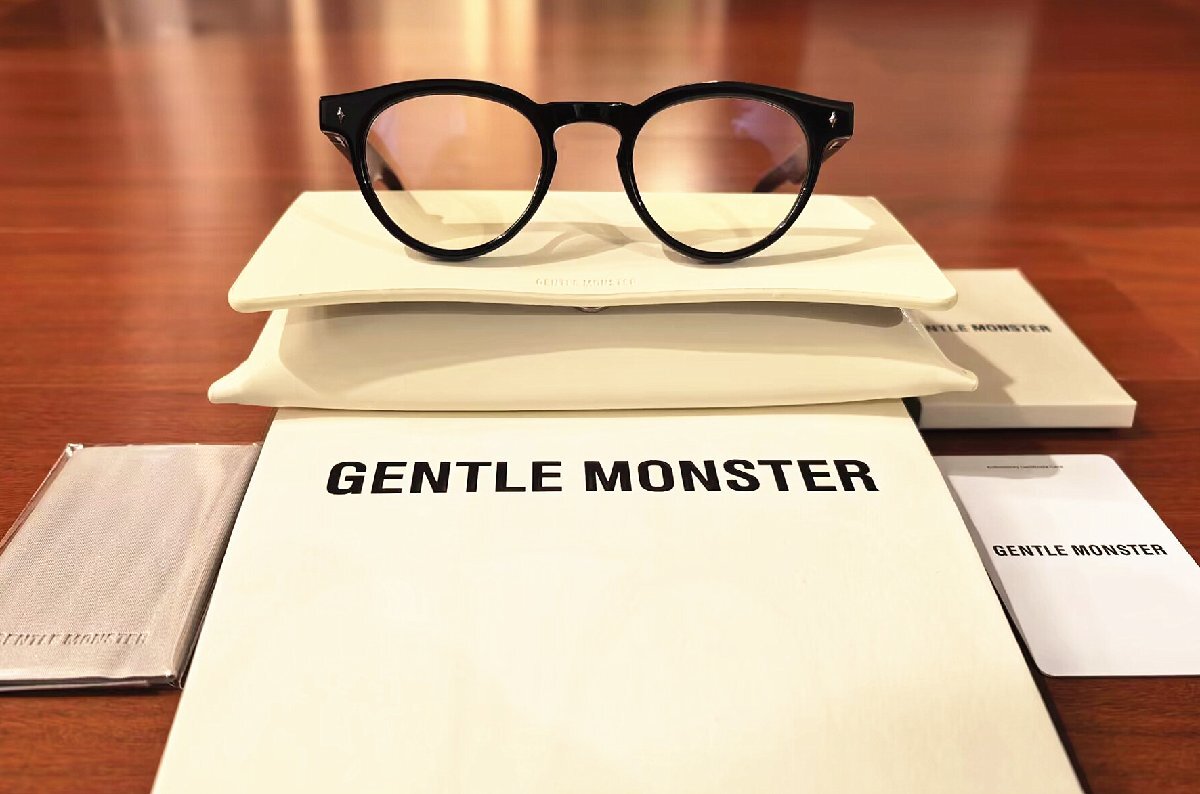 新品未使用※人気モデル*GENTLE MONSTER・ジェントルモンスター BOLD メガネ Ron 登坂広臣 BTS 愛用・ブラック・メガネフレーム・黒_画像2