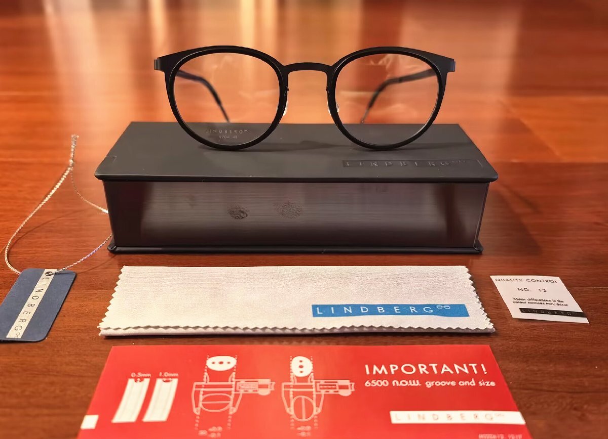 最高峰メガネ※定価7万※デンマーク製*LINDBERG・リンドバーグ 9704 TITANIUM※医療用チタン使用・セレブ愛用・メガネフレーム_画像8