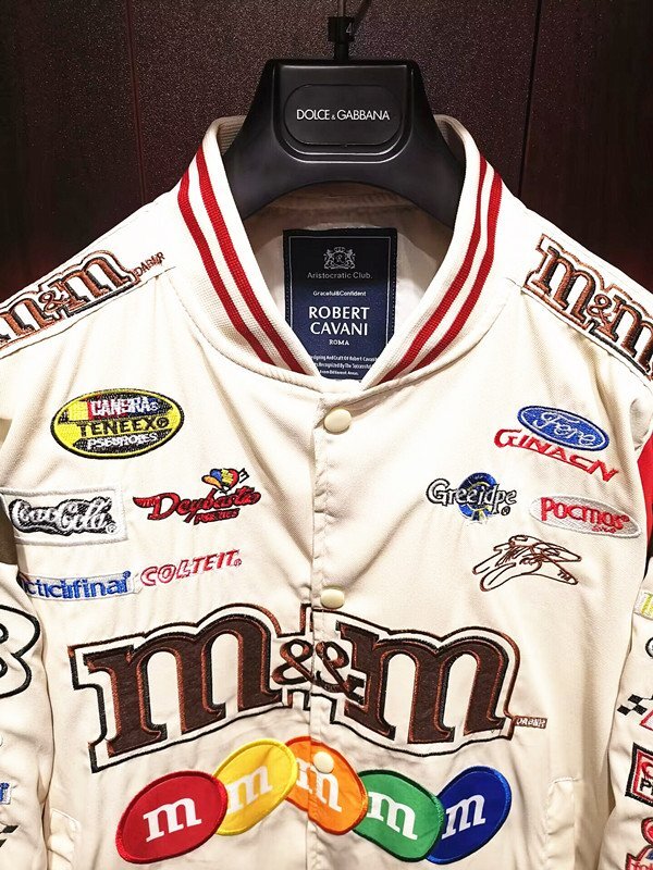 限定品※定価8万◆イタリア・ローマ発*ROBERT CAVANI/ロベルトカバーニ・m&m's*豪華刺繍・ワッペン・スタジアムジャンパー/XLサイズ・白_画像3