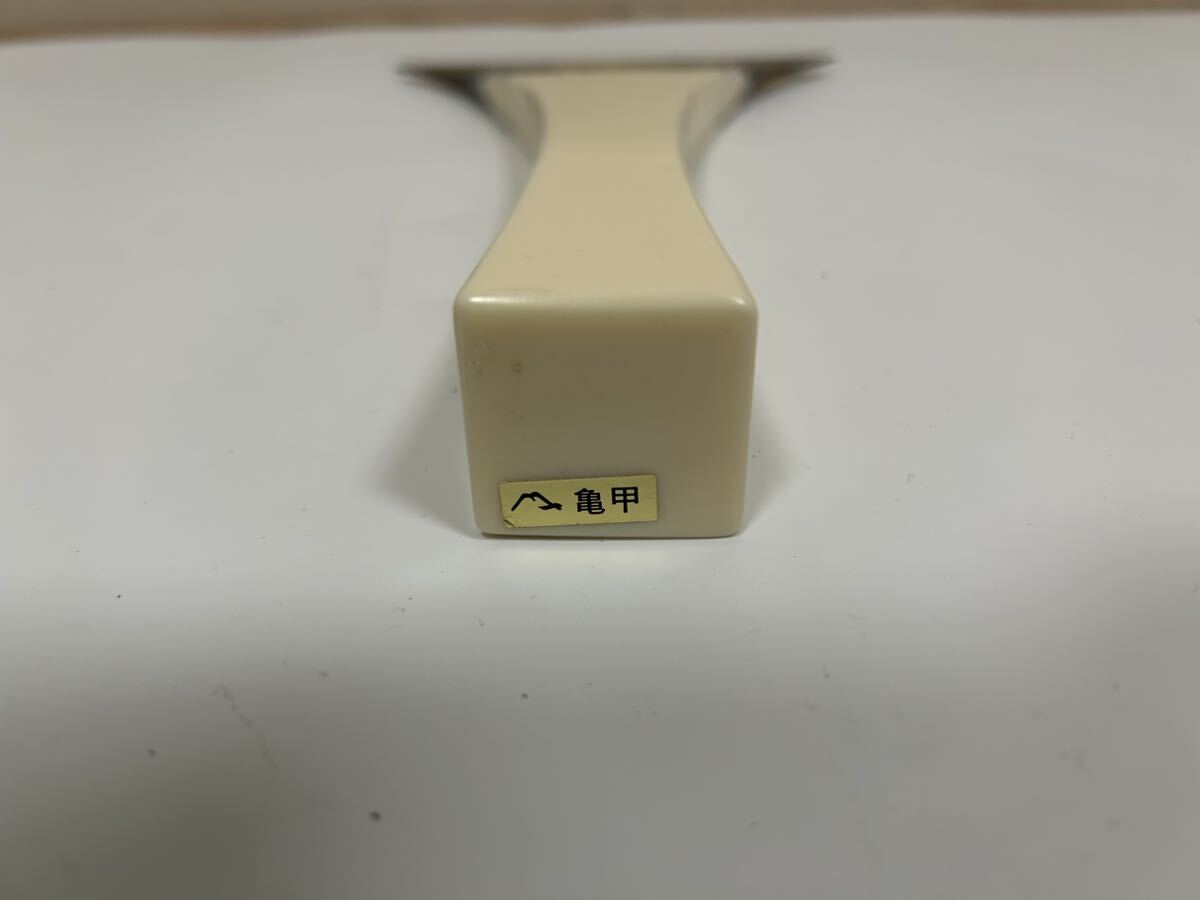美品 三味線 鼈甲撥 白台 津軽撥 津軽三味線 ベッコウ バチ 高級品_画像3