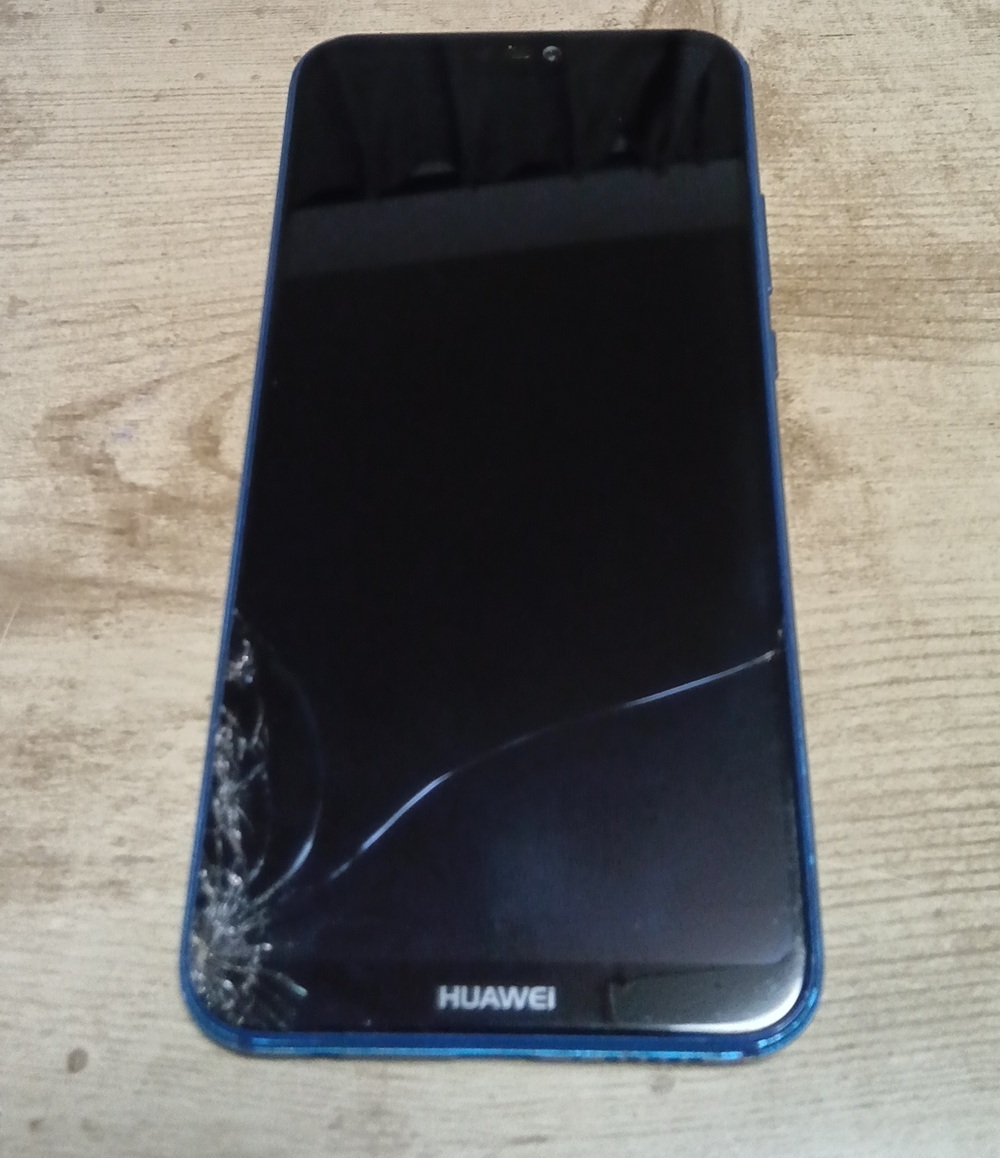 Huawei P20 lite голубой 64G экран трещина утиль au HUAWEI Huawei P20 lite голубой 64G экран трещина утиль au HUAWEI