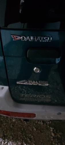 【ゆうパケット送料込】ダイハツ(大阪発動機) 3Dエンブレム (縦2cm×横15.25cm) _画像7