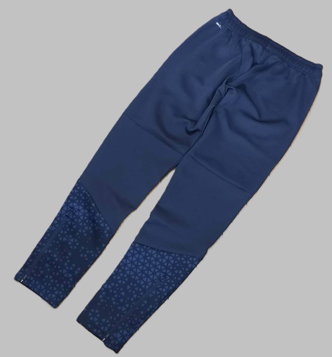 (プーマ2.26.30)　定価7,700円　新品　プーマ　ストレッチ　ジャージパンツ　658444　紺　メンズXL_画像4