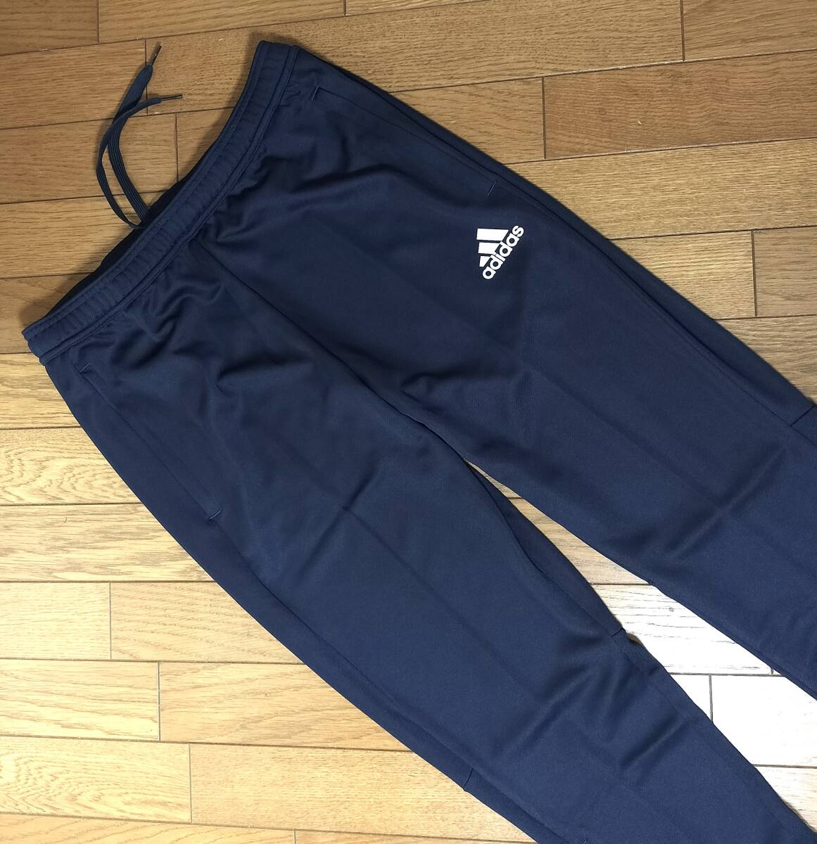（33）アディダス　AEROREADY　ジャージパンツ　紺　ネイビー　メンズM　レギュラーフィット　_画像2