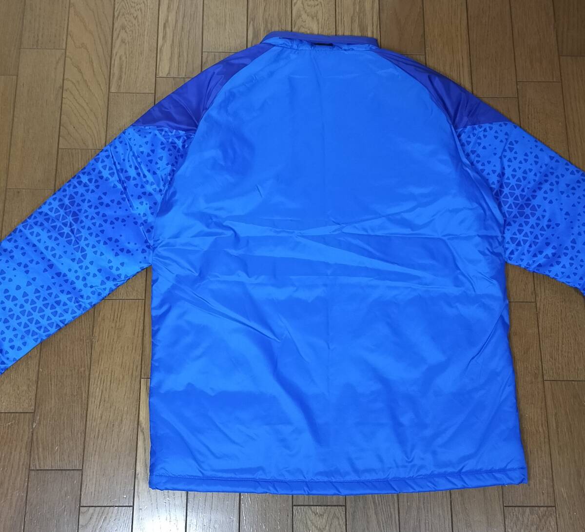 定価24,200円 未使用 プーマ 厚手 中綿 ウォーマー上下 ウィンドブレーカー 658814 青紺 メンズL_画像8