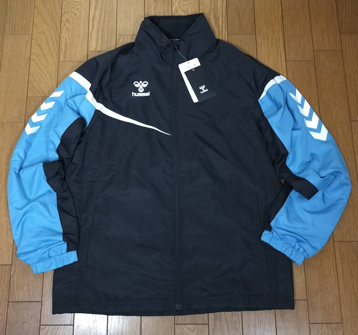 (物26,99)定価10,120円 新品 ヒュンメル 厚手 中綿 ウィンドジャケット ウィンドブレーカー HAW2116 メンズM_画像2