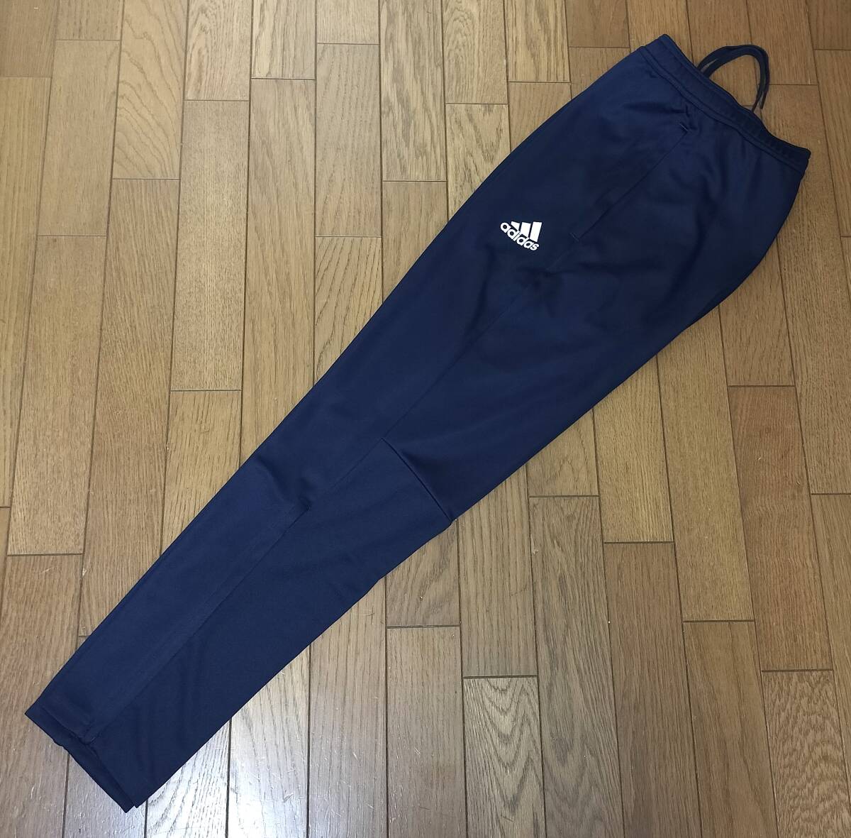 （33）アディダス　AEROREADY　ジャージパンツ　紺　ネイビー　メンズM　レギュラーフィット　_画像3