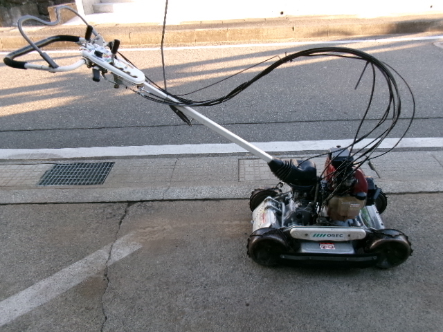 4WD オーレック スパイダー モアー 自走式 芝刈り機 ( 草刈機 ) _画像1