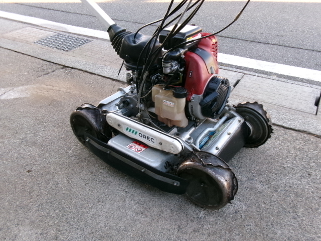 4WD オーレック スパイダー モアー 自走式 芝刈り機 ( 草刈機 ) _画像2