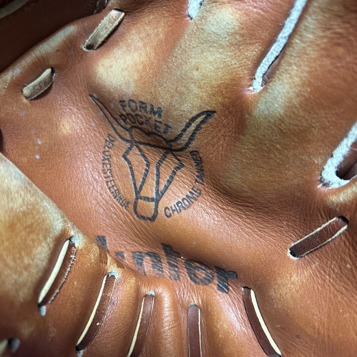 即戦力！ハンター　軟式野球グローブ　牛革製　一般大人　右利き　オールランド用　送料全国600円_画像5