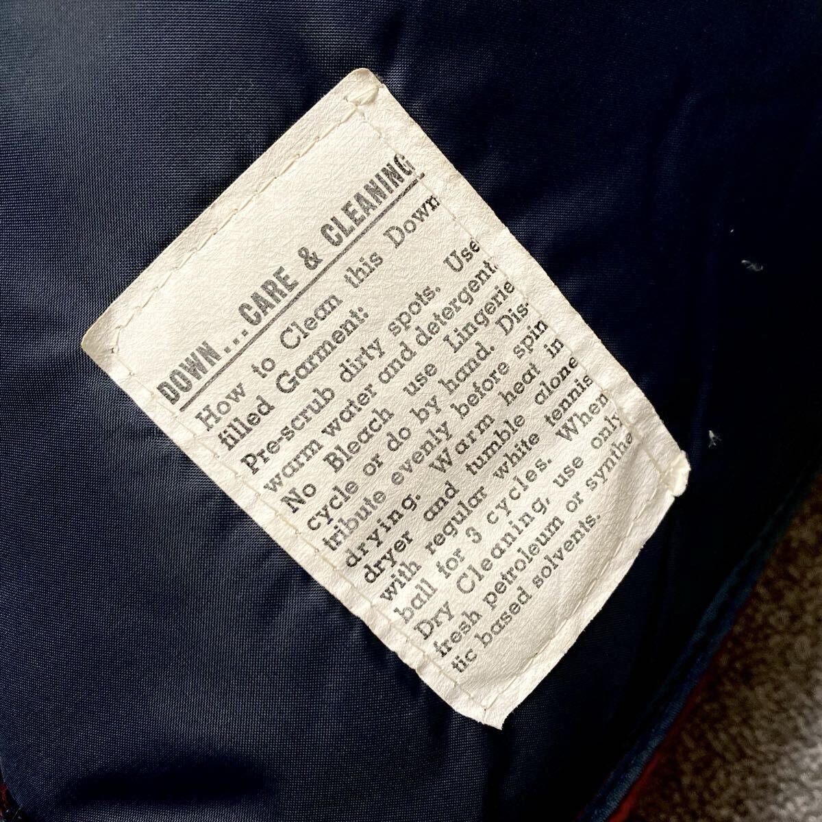 【USA製 Vintage】William Barry ダウンベスト S ツートン ボルドー 白 / ウィリアムバリー アメリカ製 古着 ビンテージ 赤 エンジ_画像5