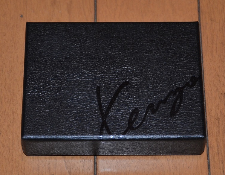 新品・未使用品　KENZO　カードケース（名刺、クレジットカード、他）、電話帳付き（外すと4枚収納のカードケース）　_画像7