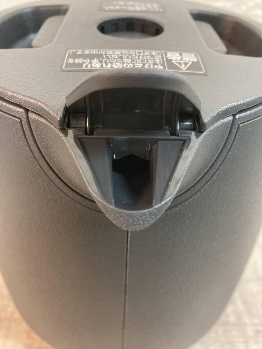 ☆未使用品 ZOJIRUSHI 象印 電気ケトル CK-ZA08-BA ブラック 転倒湯もれ防止 本体二重構造_画像3