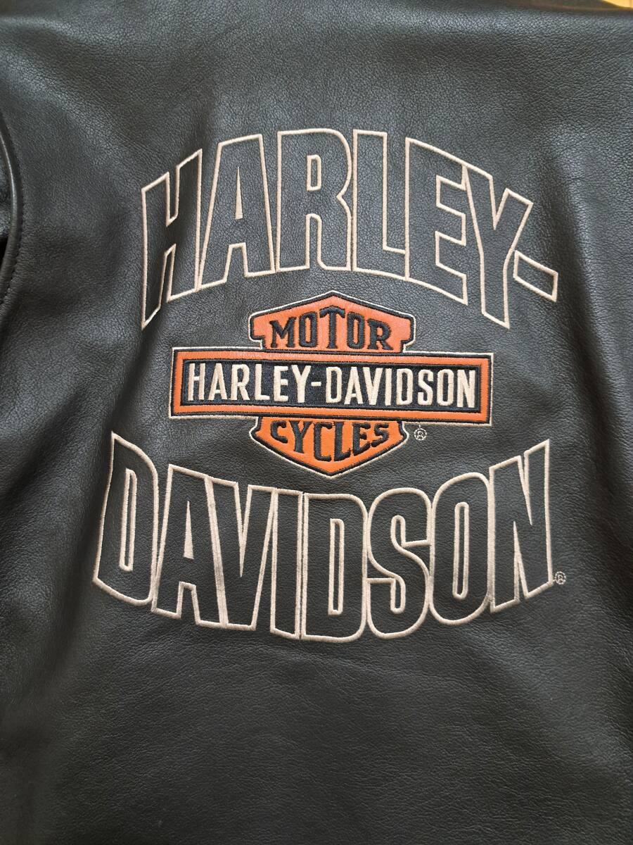 ★送料無料 ★訳あり ★HARLEY-DAVIDSON ハーレーダビッドソン 革ジャケット ★ブラック 表示サイズS(M相当)_画像3