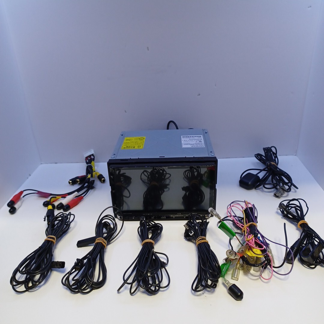 KENWOOD MDV-Z704 フルセグ CD DVD Bluetooth USB SD 彩速ナビ　地図バージョン　2018年_画像1