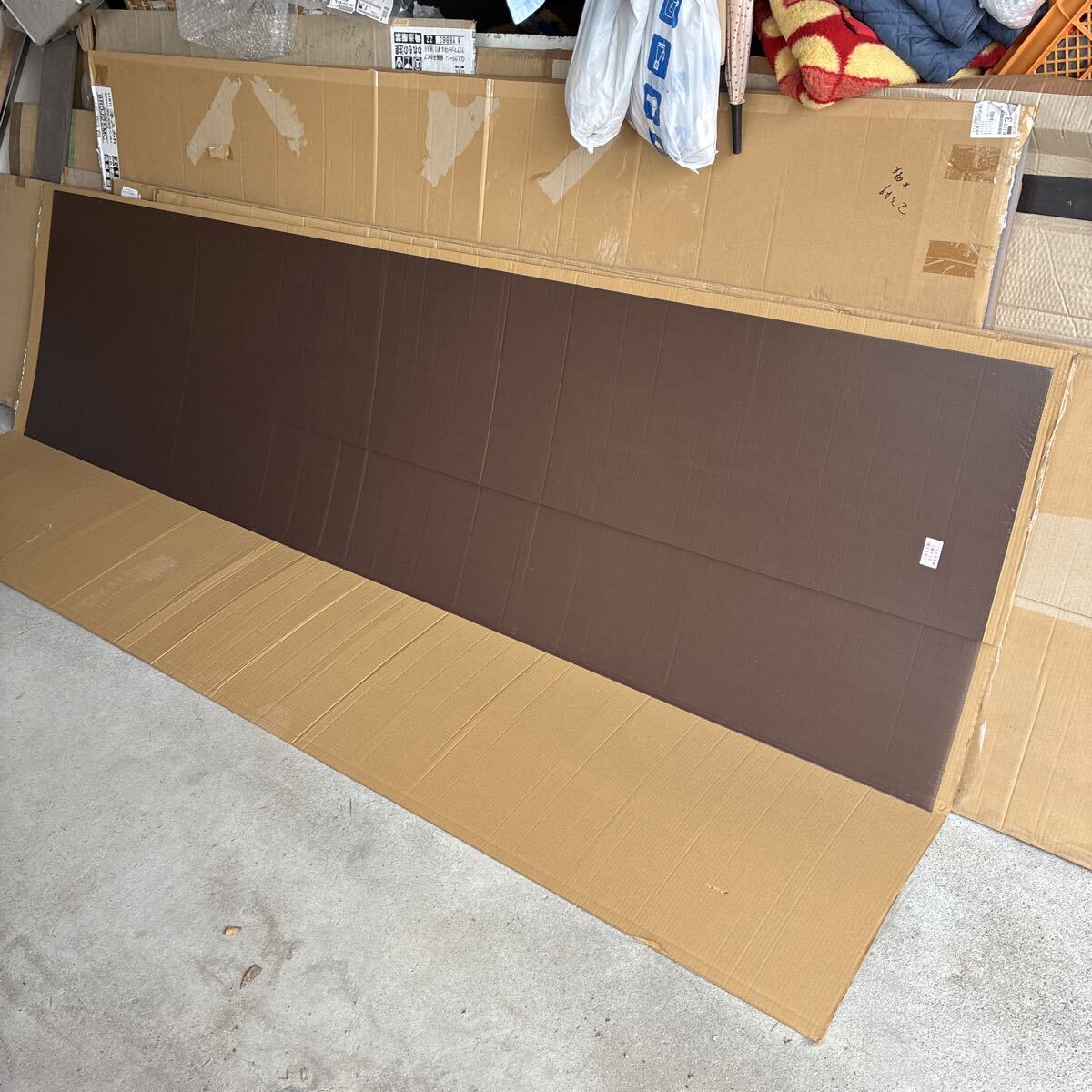 アクリルより強いポリカーボネート板ブラウンスモーク　Ｊ－464 700×2700 厚2ミリ_画像2