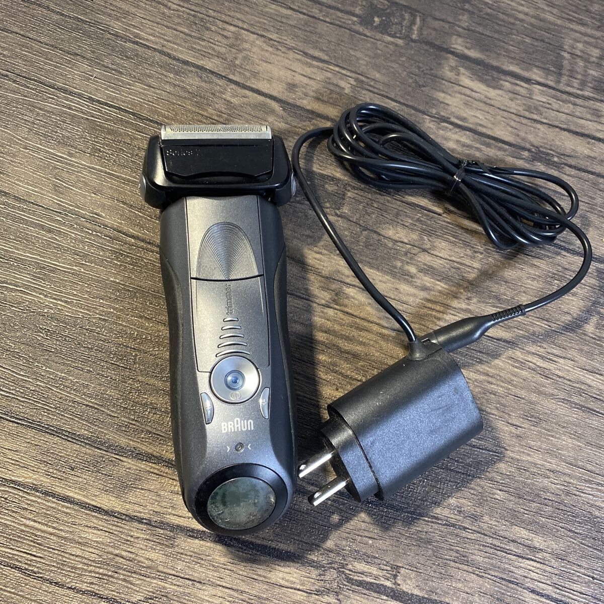 BRAUN シリーズ7 TYPE5692 電気シェーバー ブラウン_画像2