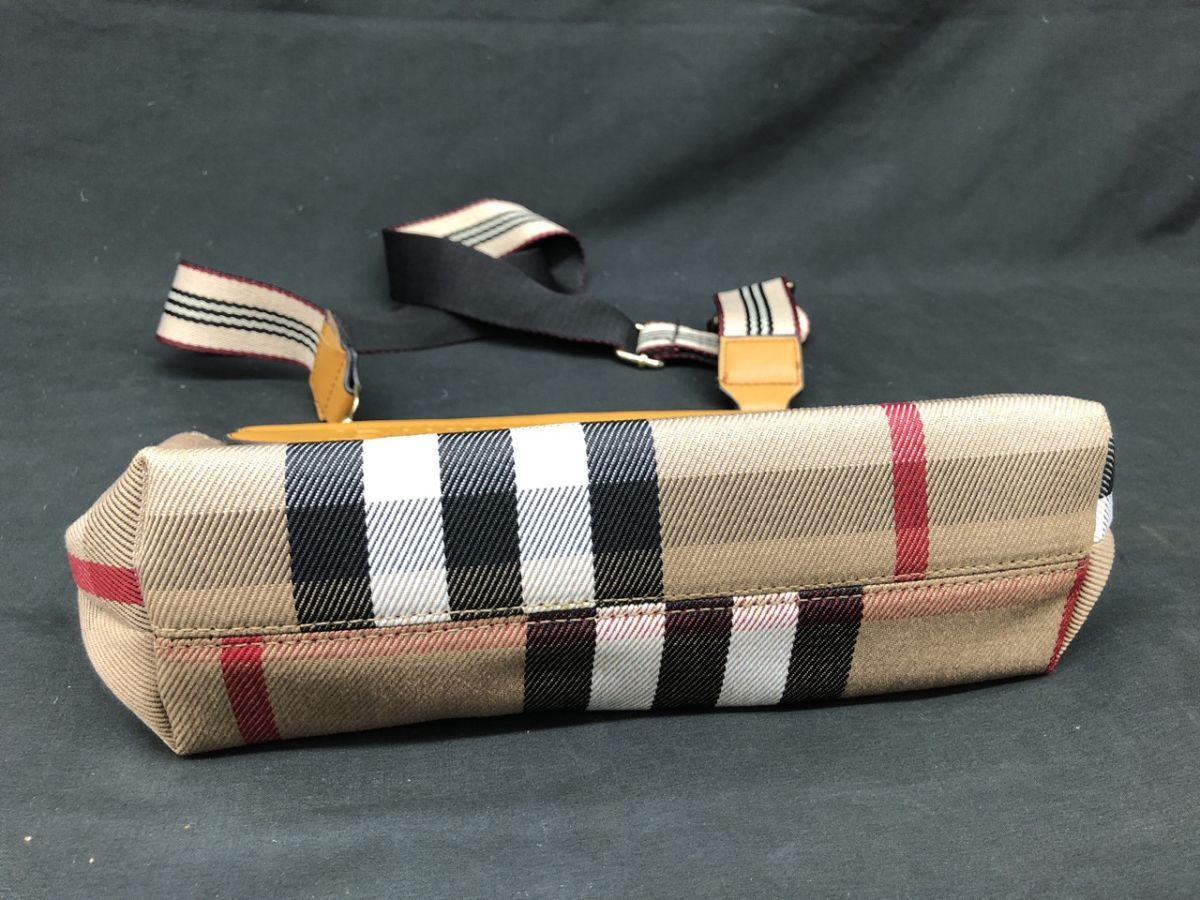 1104-205MKYD3991 ショルダーバッグ バーバリー Burberry 底面約24cm×約9cm、高さ約16cm ノバチェック_画像5