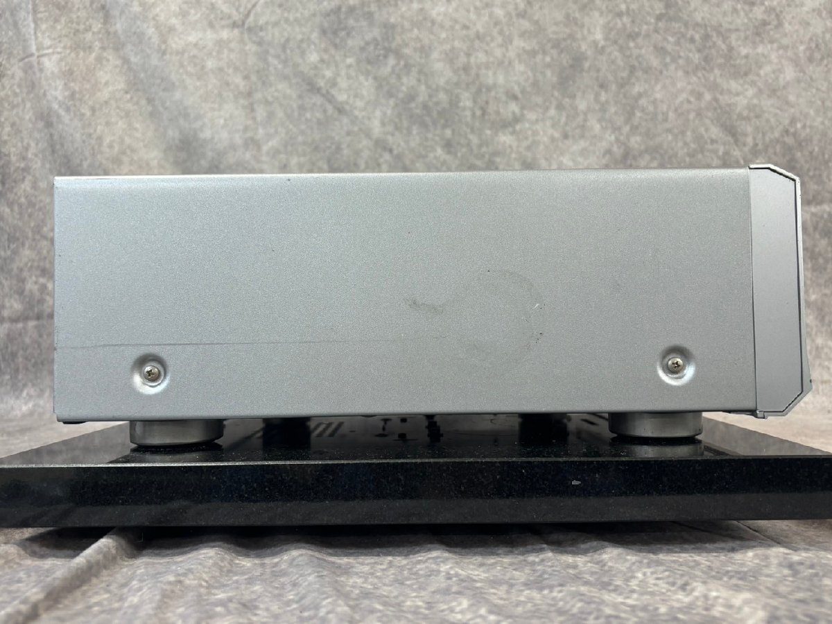 【 J 】2974 ONKYO　A-977　プリメイン アンプ　オンキョー　本体のみ　213492_画像4