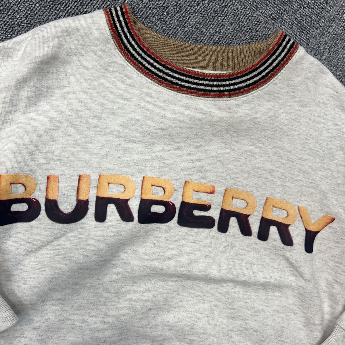 1000円スタート★SIZE：6Y　116cm★BURBERRY/バーバリー　スェット　トレーナー　チョコビスケット_画像4