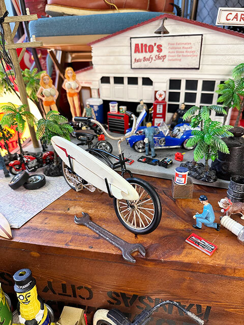  Surf beach cruiser жестяная пластина произведение искусства (L размер / черный ) # american смешанные товары America смешанные товары 