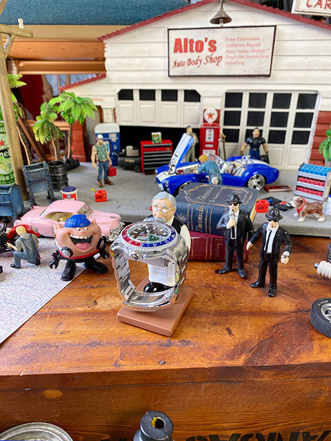  дворецкий часы подставка наручные часы место # american смешанные товары America смешанные товары 