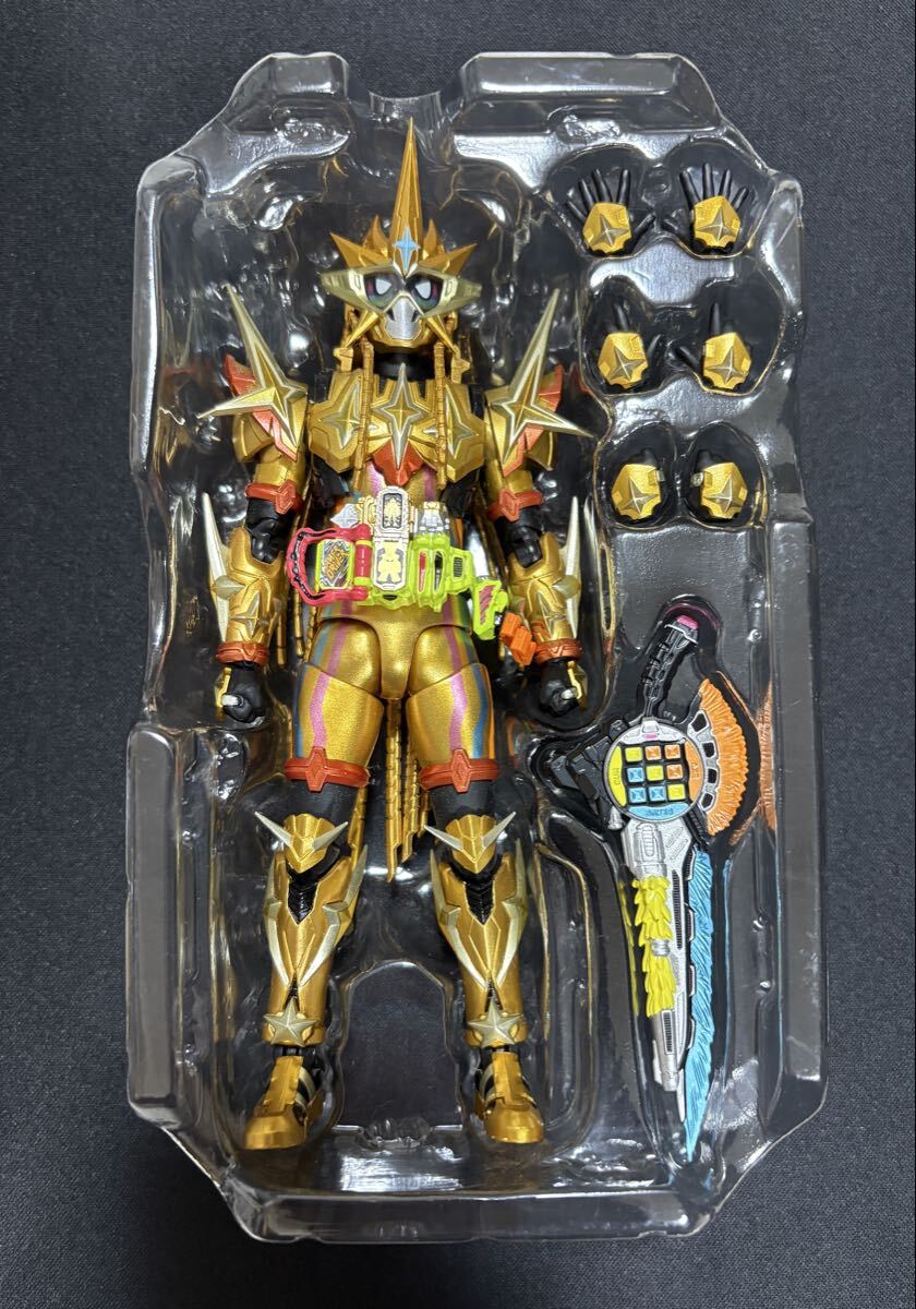 S.H.Figuarts 仮面ライダーエグゼイド ムテキゲーマー_画像2