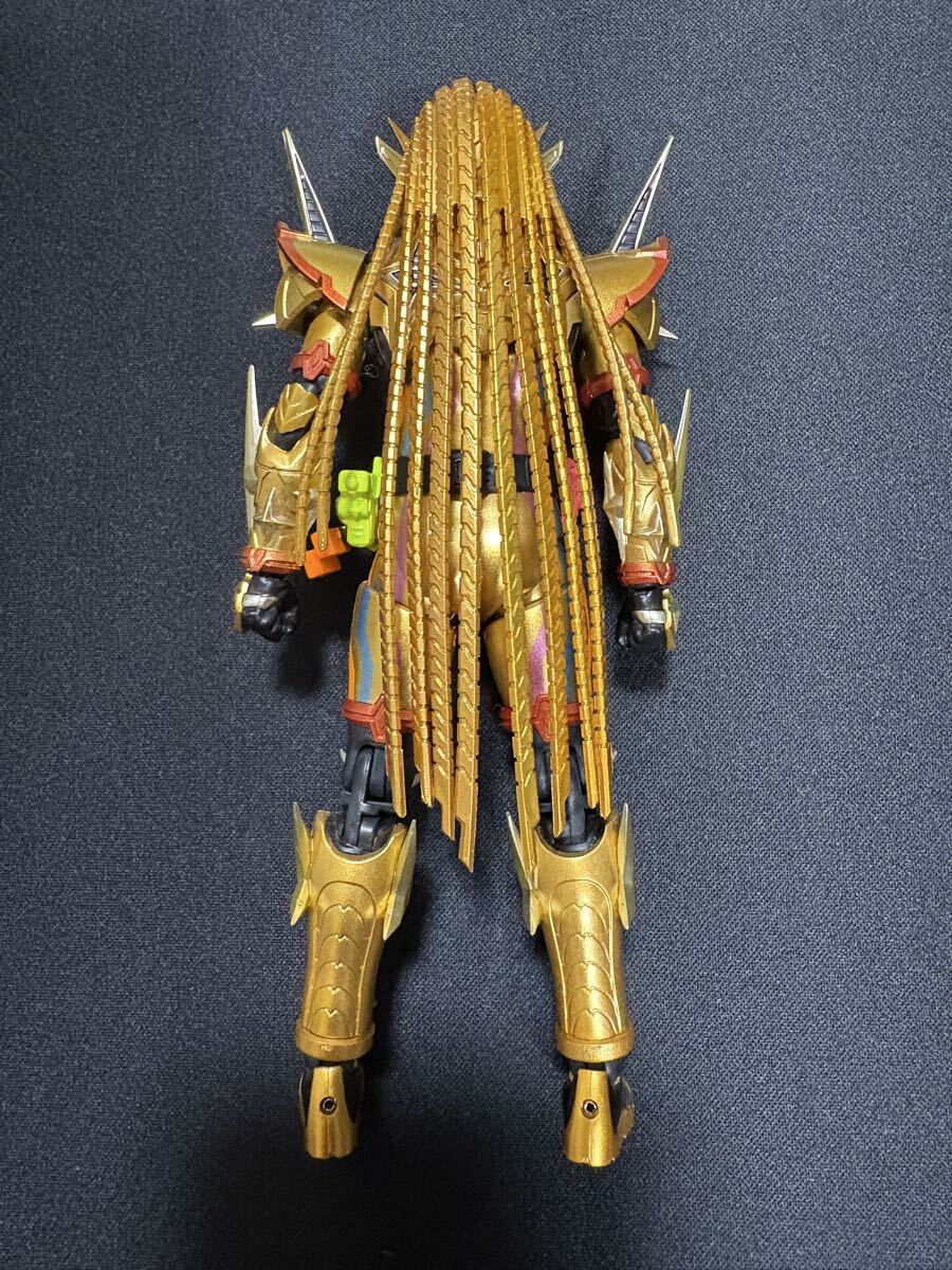 S.H.Figuarts 仮面ライダーエグゼイド ムテキゲーマー_画像4