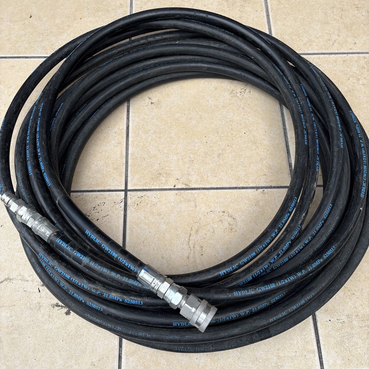 高圧ホース 20メートル　4分サイズ　中古A1_画像1