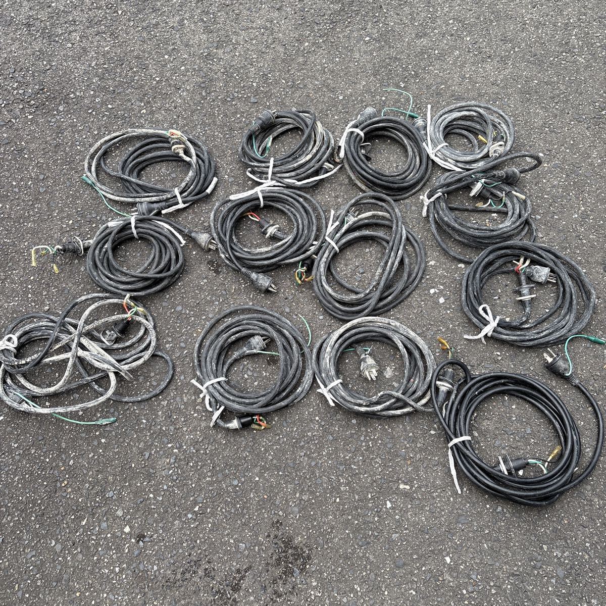 ケーブル　コード　1.25スケ　5メートル　13本まとめ売り　中古　100ボルト_画像1